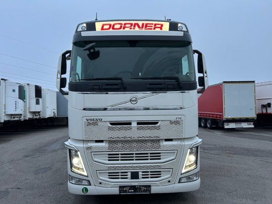 Volvo FH 500 6x2 Getränkekomplettzug, Orten Getränkeaufbau - Для перевезення напоїв вантажівка: фото 2 Volvo FH 500 6x2 Getränkekomplettzug, Orten Getränkeaufbau - Для перевезення напоїв вантажівка: фото 2