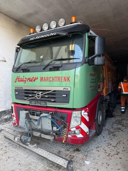 Volvo Roto Hochdruck Kehrmaschine 300 Bar, Beam A/S ,Voll Funktionstüchtig - Підмітально-прибиральна машина: фото 2 Volvo Roto Hochdruck Kehrmaschine 300 Bar, Beam A/S ,Voll Funktionstüchtig - Підмітально-прибиральна машина: фото 2