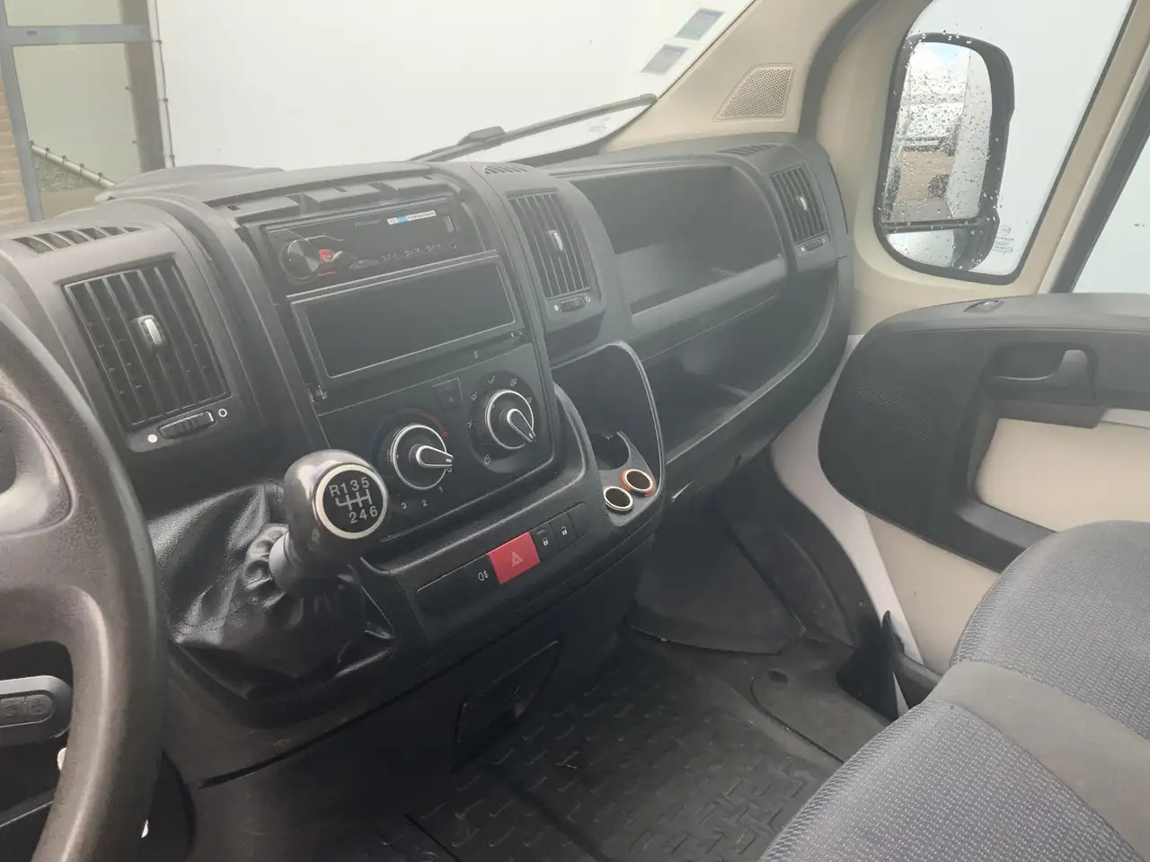 Citroen Jumper 35 2.2 HDI L4H3 Maxi (motor lampje brand !!) Airco - Суцільнометалевий фургон: фото 5 Citroen Jumper 35 2.2 HDI L4H3 Maxi (motor lampje brand !!) Airco - Суцільнометалевий фургон: фото 5