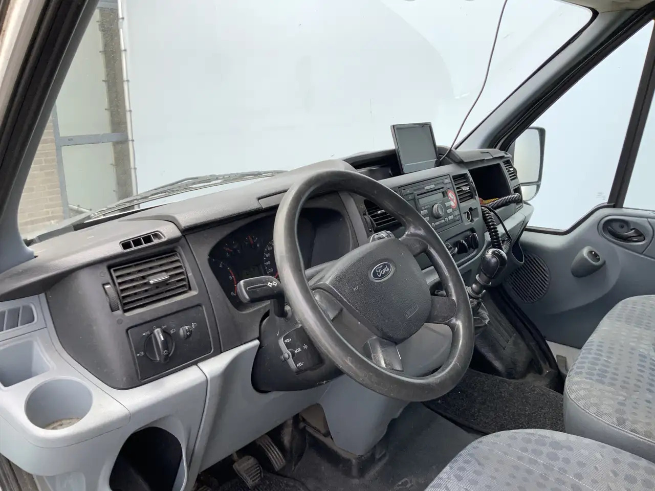 Ford Transit 350L 2.4 TDCI MARGE !!bak&Laadklep &Zijdeur Airco - Фургон з закритим кузовом: фото 5 Ford Transit 350L 2.4 TDCI MARGE !!bak&Laadklep &Zijdeur Airco - Фургон з закритим кузовом: фото 5