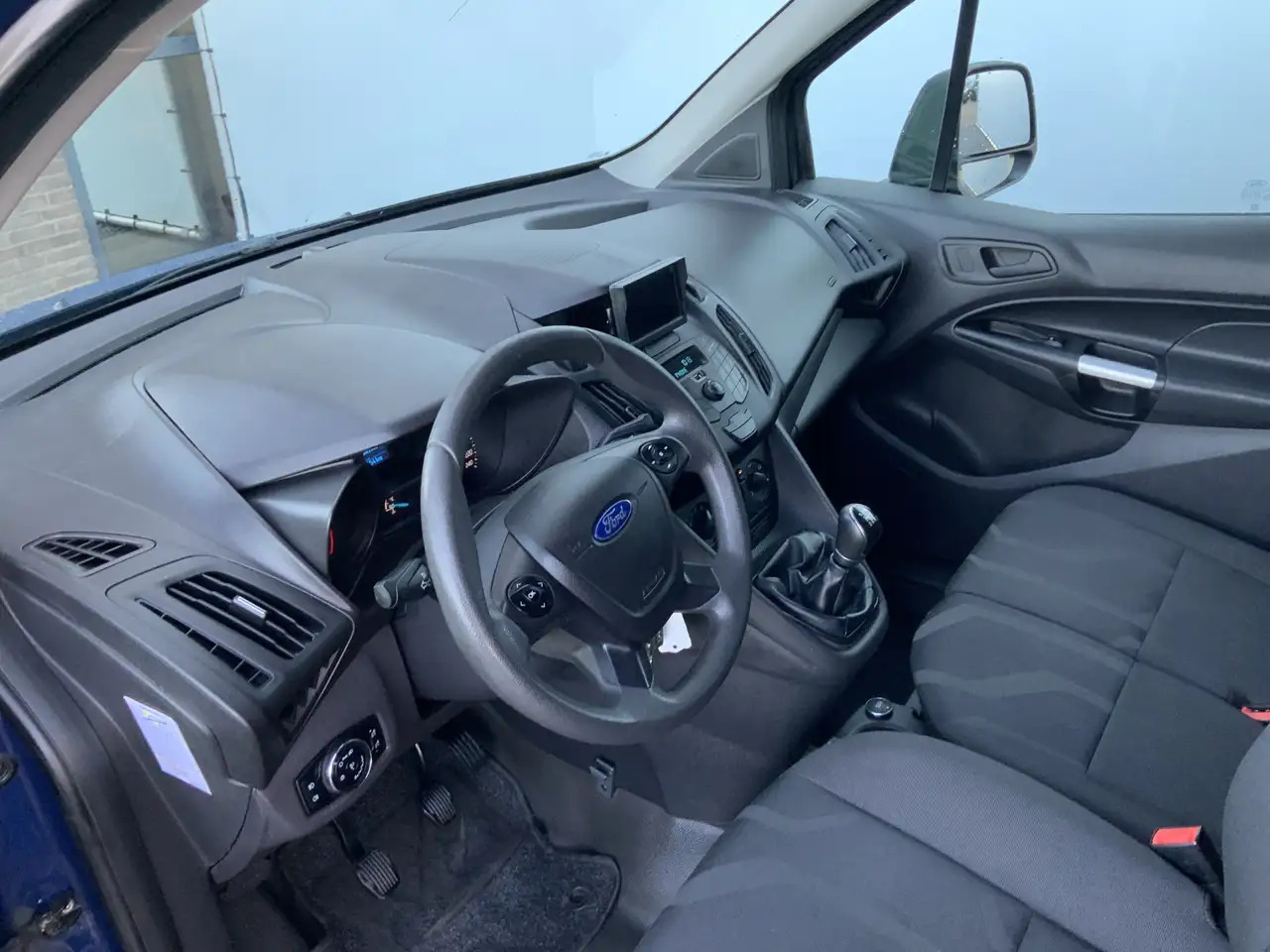 Ford Transit Connect 1.5 TDCI L1 Trend Airco Cruise Trekhaak 1200 kg Ca - Легковий фургон: фото 5 Ford Transit Connect 1.5 TDCI L1 Trend Airco Cruise Trekhaak 1200 kg Ca - Легковий фургон: фото 5