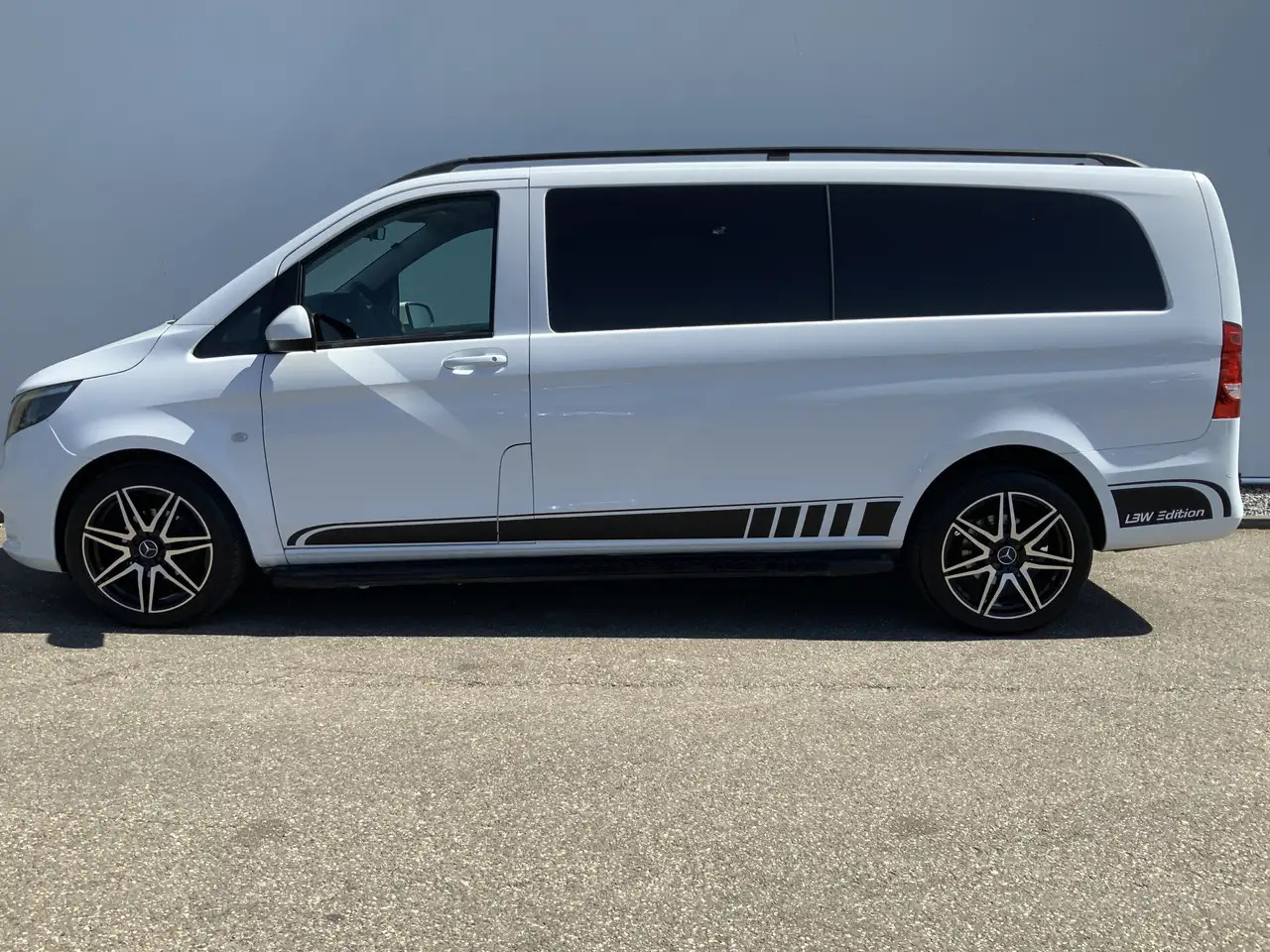 Mercedes-Benz Vito Tourer XL 114 CDI Autom. Airco Cruise Camera Alu V - Інша техніка: фото 4 Mercedes-Benz Vito Tourer XL 114 CDI Autom. Airco Cruise Camera Alu V - Інша техніка: фото 4
