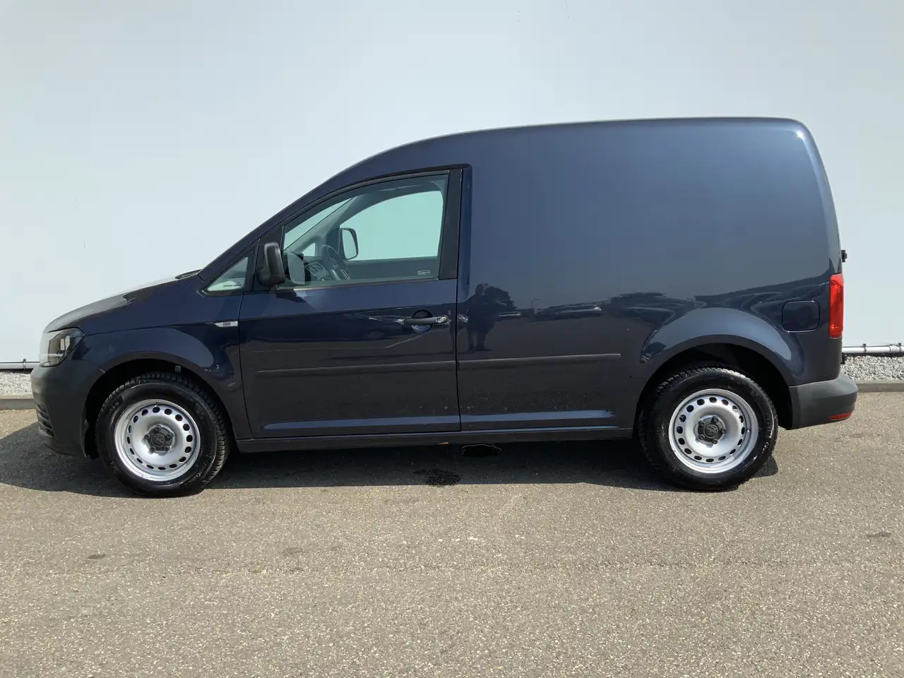 Volkswagen Caddy 2.0 TDI L1H1 BMT Economy (nog niet klaar ) - Інша техніка: фото 3 Volkswagen Caddy 2.0 TDI L1H1 BMT Economy (nog niet klaar ) - Інша техніка: фото 3