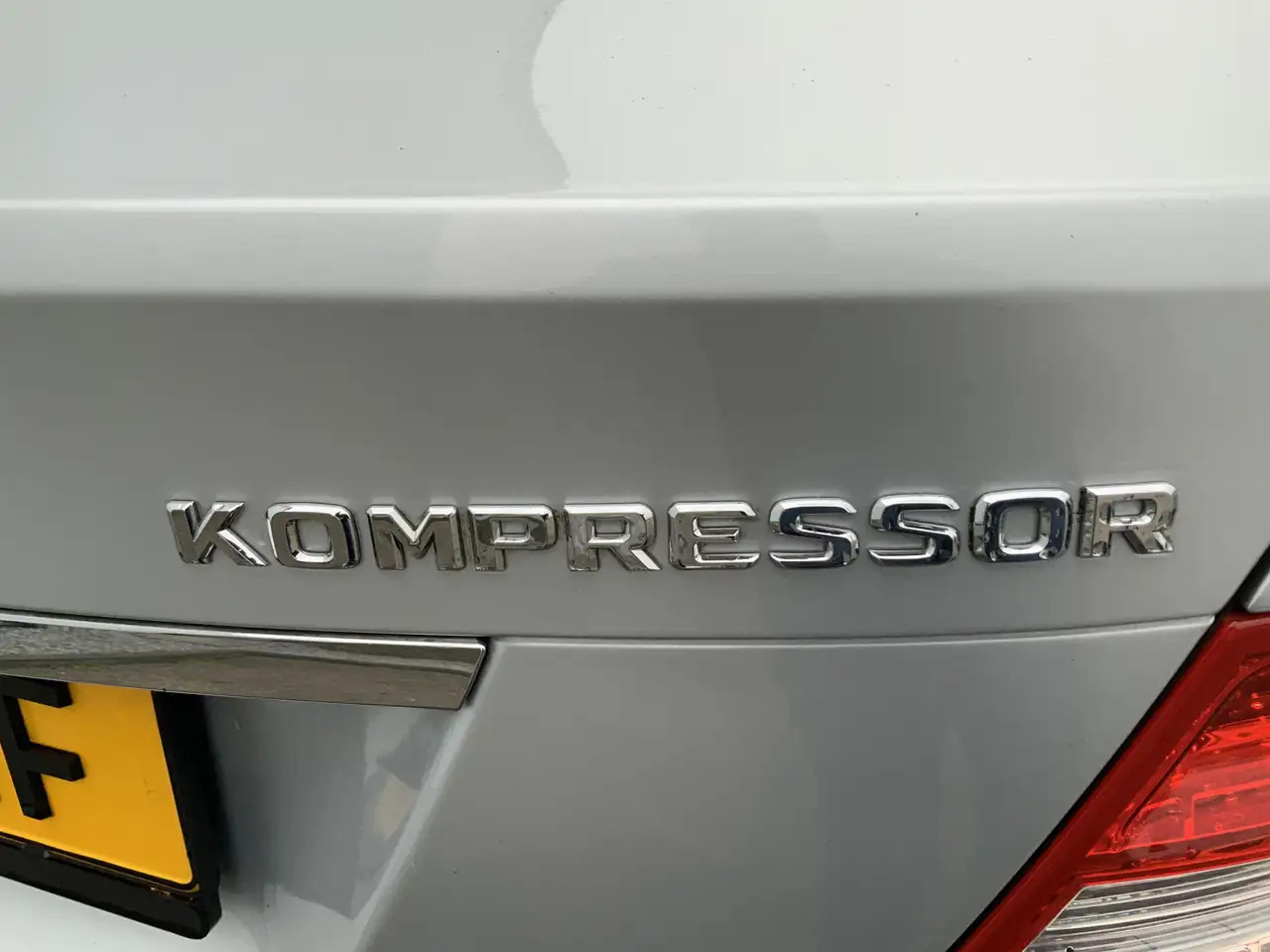 Седан Mercedes-Benz C 200 K Elegance UNIEK ! Airco Compressor Alu Velg Euro: фото 12 Седан Mercedes-Benz C 200 K Elegance UNIEK ! Airco Compressor Alu Velg Euro: фото 12