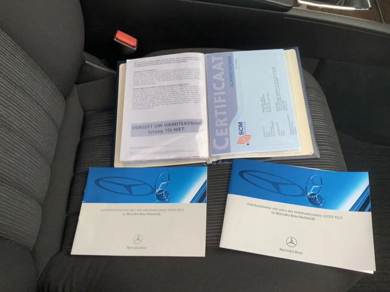 Седан Mercedes-Benz C 200 K Elegance UNIEK ! Airco Compressor Alu Velg Euro: фото 18 Седан Mercedes-Benz C 200 K Elegance UNIEK ! Airco Compressor Alu Velg Euro: фото 18