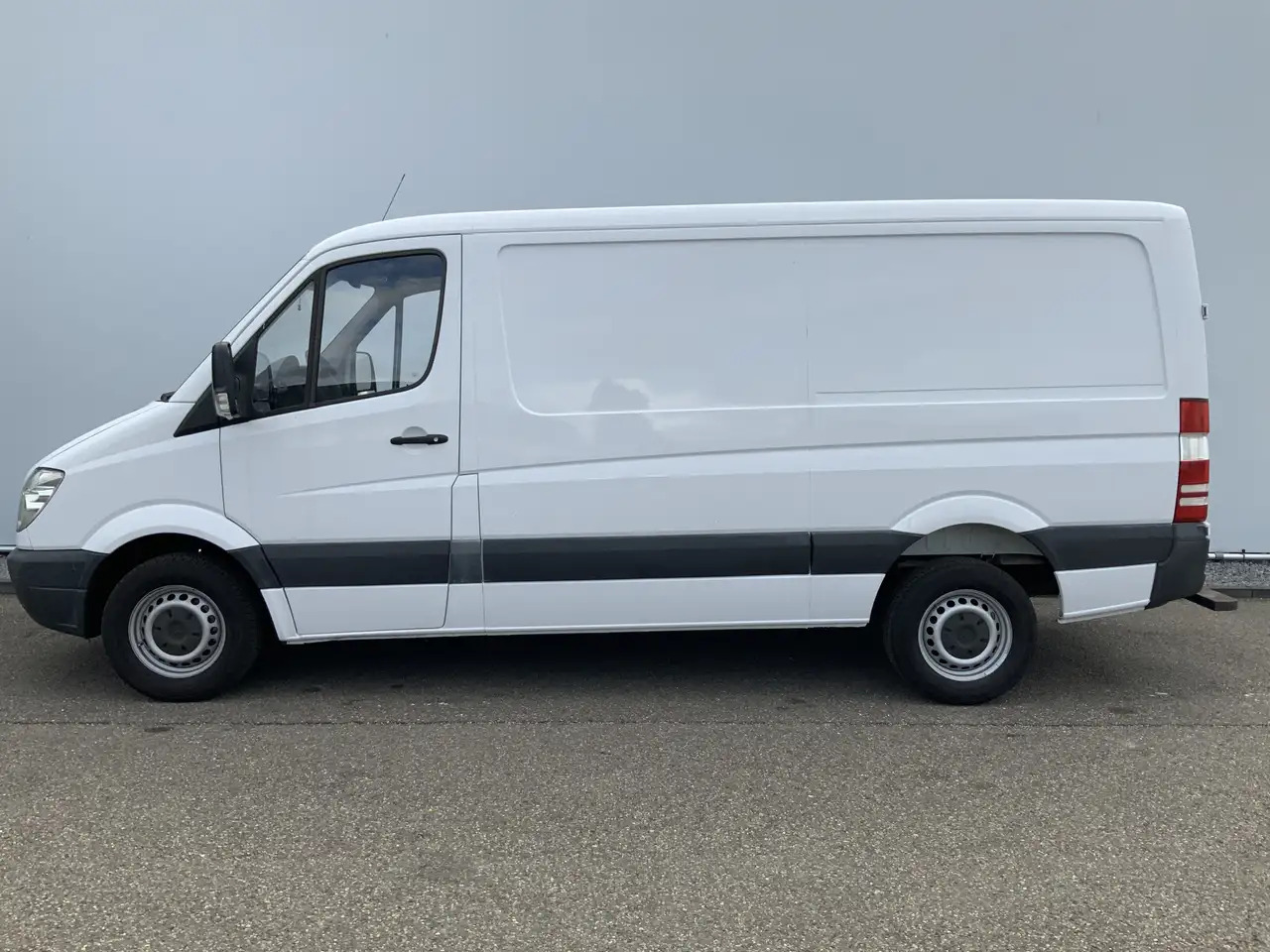 Mercedes-Benz Sprinter 311 2.2 CDI 366 L2 H1 Automaat Trekhaak 2800 kg 3 - Суцільнометалевий фургон: фото 3 Mercedes-Benz Sprinter 311 2.2 CDI 366 L2 H1 Automaat Trekhaak 2800 kg 3 - Суцільнометалевий фургон: фото 3