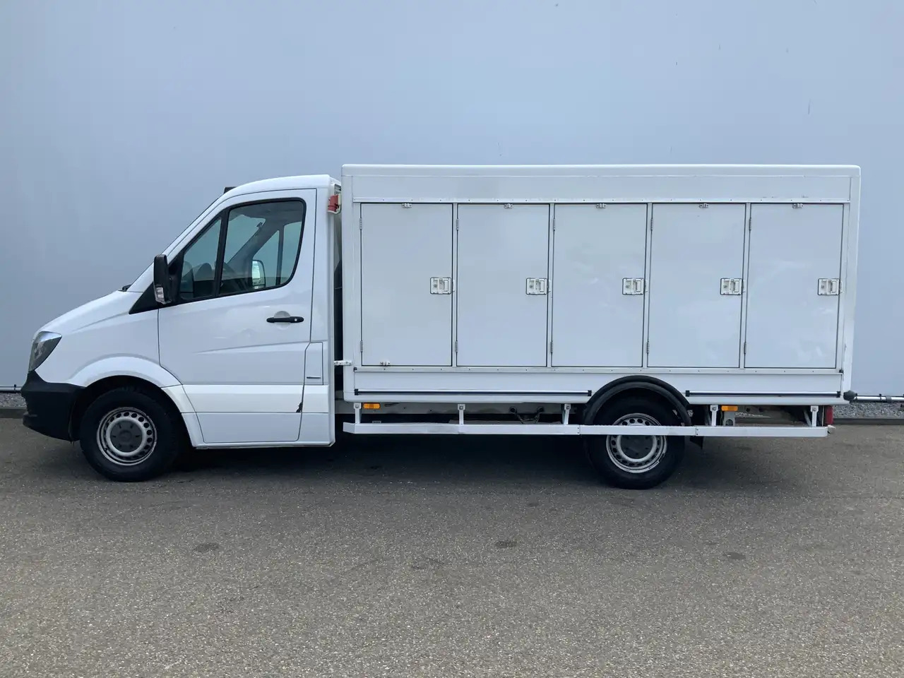 Mercedes-Benz Sprinter 311 2.2 CDI 366 ijsAuto - 40 C. Deuren 10 Euro 6 - Фургон-рефрижератор: фото 3 Mercedes-Benz Sprinter 311 2.2 CDI 366 ijsAuto - 40 C. Deuren 10 Euro 6 - Фургон-рефрижератор: фото 3