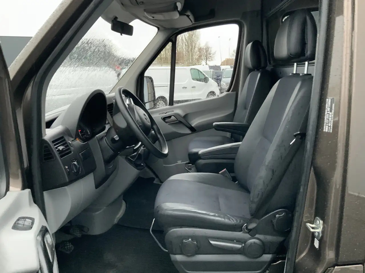 Mercedes-Benz Sprinter 314 2.2 CDI 366 L2H2 Airco Trekhaak 2000 kg Euro 6 - Суцільнометалевий фургон: фото 4 Mercedes-Benz Sprinter 314 2.2 CDI 366 L2H2 Airco Trekhaak 2000 kg Euro 6 - Суцільнометалевий фургон: фото 4