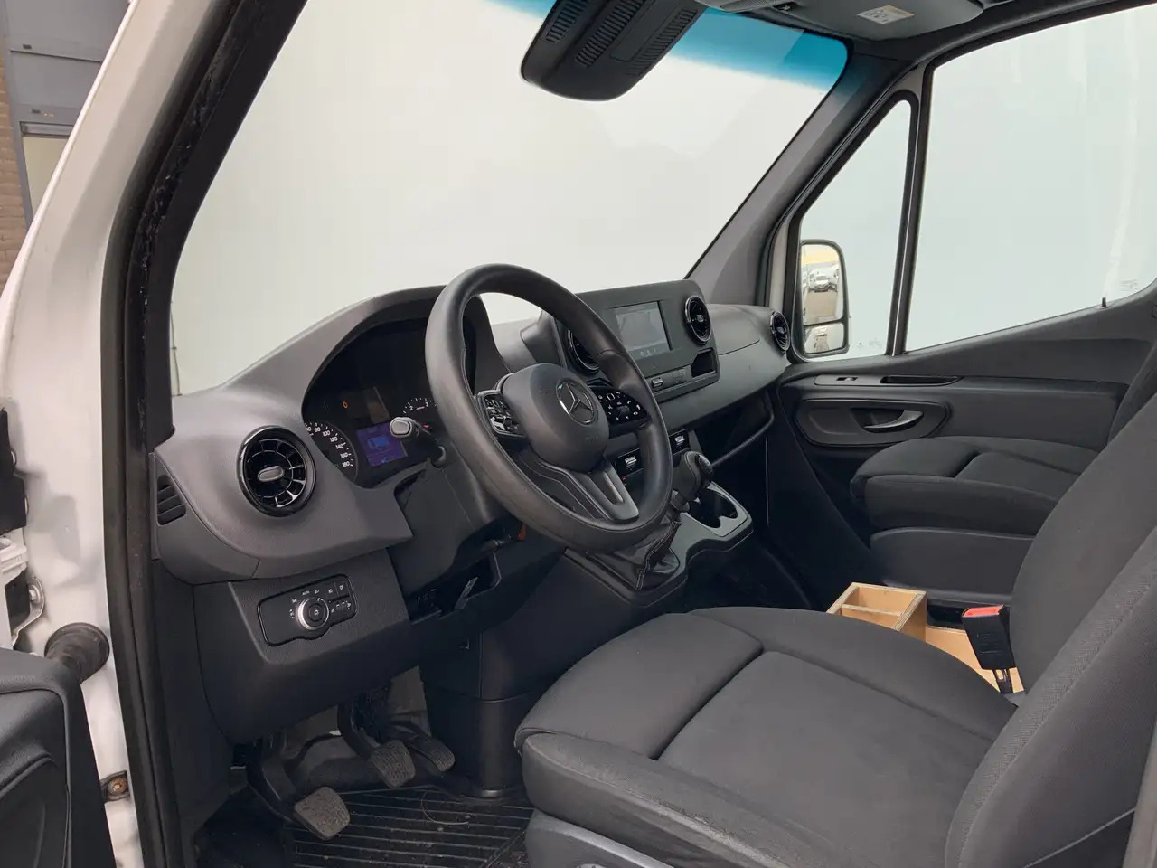 Mercedes-Benz Sprinter 316 2.2 CDI L2H2 Airco Cruise Camera Navi Trekhaak - Суцільнометалевий фургон: фото 4 Mercedes-Benz Sprinter 316 2.2 CDI L2H2 Airco Cruise Camera Navi Trekhaak - Суцільнометалевий фургон: фото 4