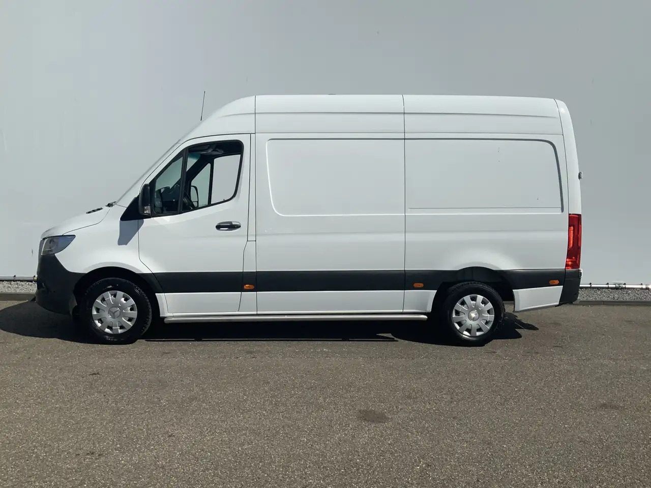 Mercedes-Benz Sprinter 316 2.2 CDI L2H2 DC Automaat Cruise Airco 3 Zits W - Суцільнометалевий фургон: фото 3 Mercedes-Benz Sprinter 316 2.2 CDI L2H2 DC Automaat Cruise Airco 3 Zits W - Суцільнометалевий фургон: фото 3