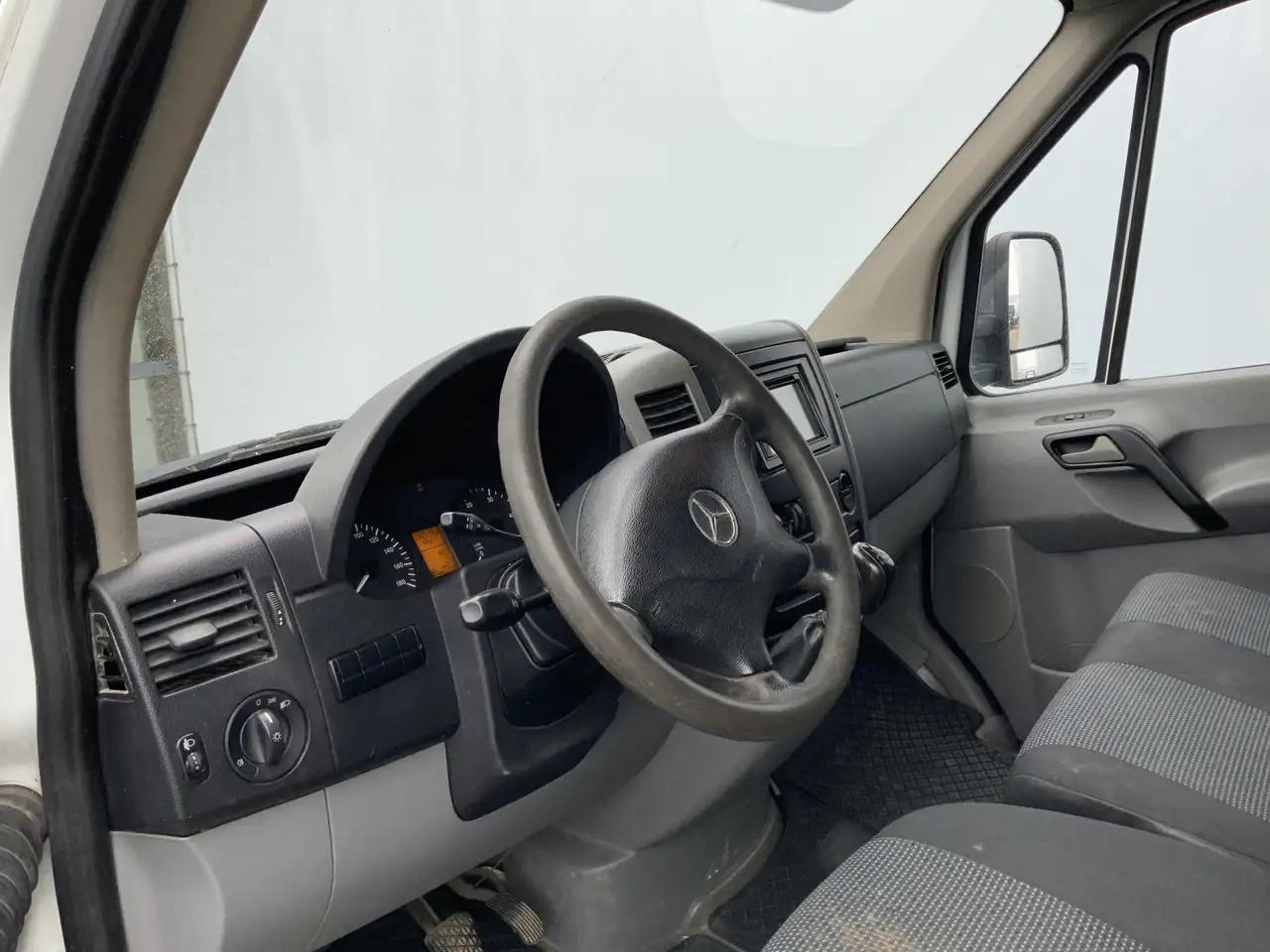 Mercedes-Benz Sprinter 513 2.2 CDI 432 Meubelbak & Deuren 3 Zits Cruise T - Фургон з закритим кузовом: фото 5 Mercedes-Benz Sprinter 513 2.2 CDI 432 Meubelbak & Deuren 3 Zits Cruise T - Фургон з закритим кузовом: фото 5