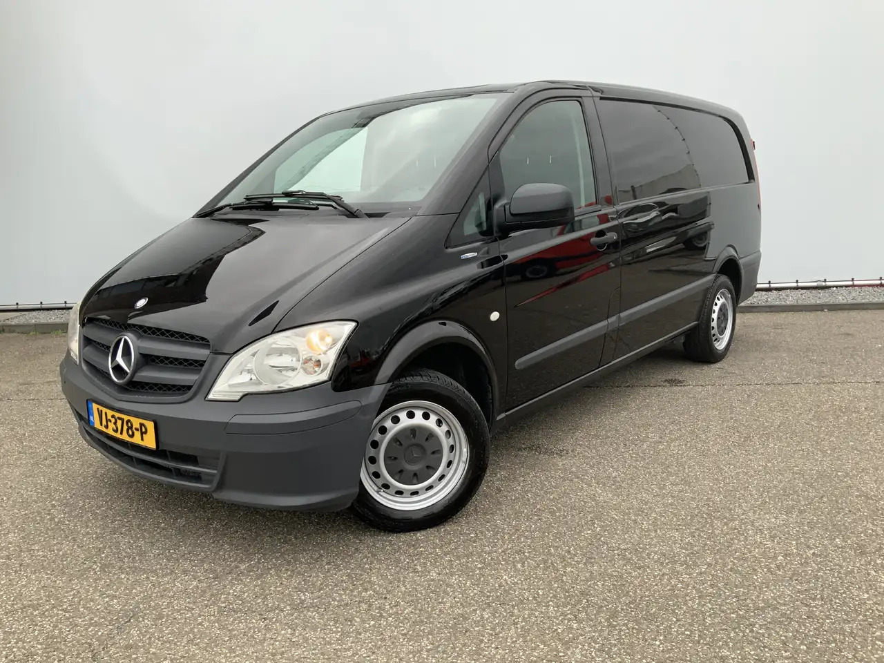 Mercedes-Benz Vito 110 CDI 320 Lang Airco Cruise Trekhaak 2000 kg Eur - Суцільнометалевий фургон: фото 1 Mercedes-Benz Vito 110 CDI 320 Lang Airco Cruise Trekhaak 2000 kg Eur - Суцільнометалевий фургон: фото 1