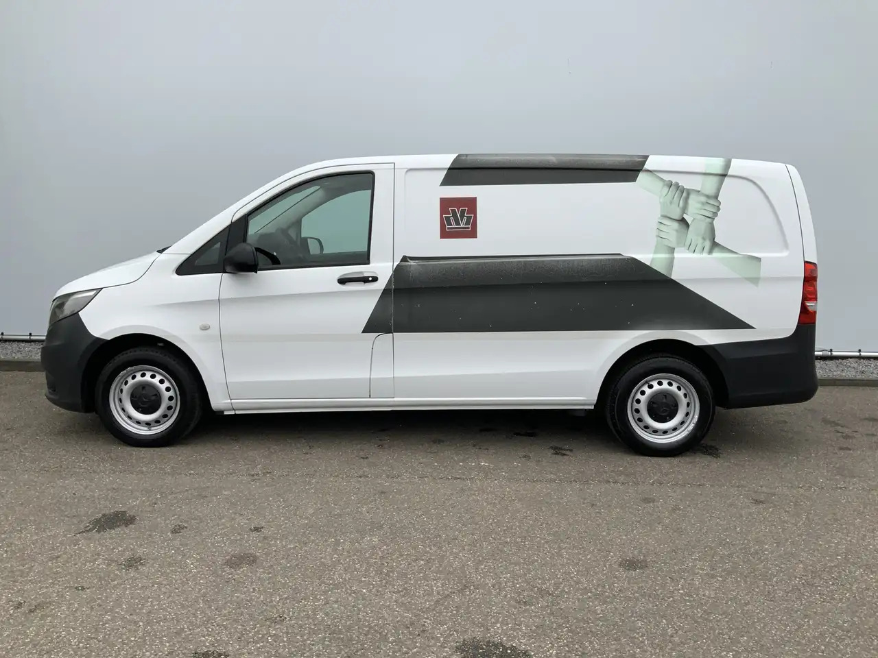 Mercedes-Benz Vito 111 CDI Functional Airco Trekhaak 2000 kg (Schades - Суцільнометалевий фургон: фото 3 Mercedes-Benz Vito 111 CDI Functional Airco Trekhaak 2000 kg (Schades - Суцільнометалевий фургон: фото 3