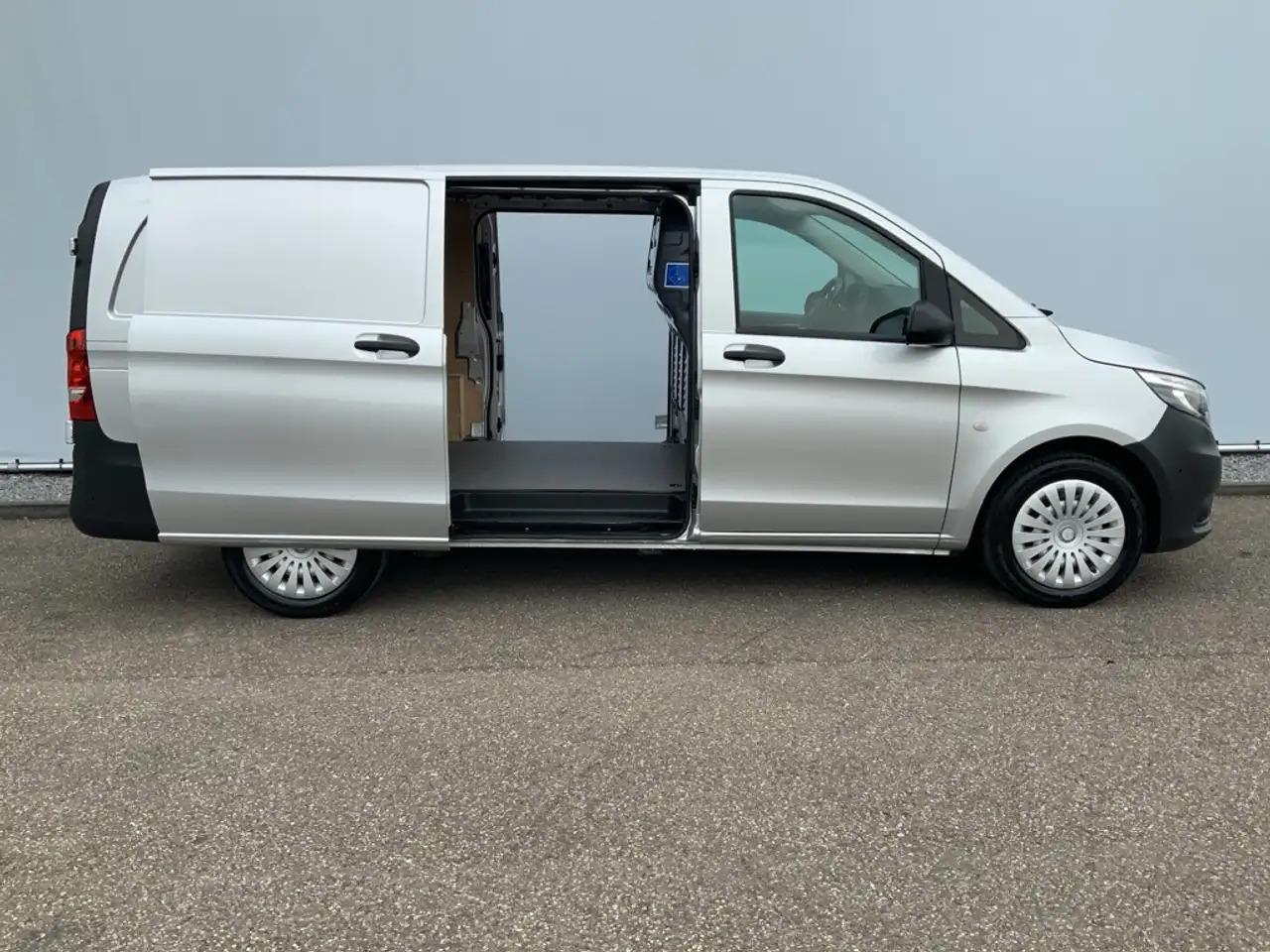 Mercedes-Benz Vito 119 CDI Lang Automaat Airco Cruise Trekhaak 2500 k - Суцільнометалевий фургон: фото 5 Mercedes-Benz Vito 119 CDI Lang Automaat Airco Cruise Trekhaak 2500 k - Суцільнометалевий фургон: фото 5