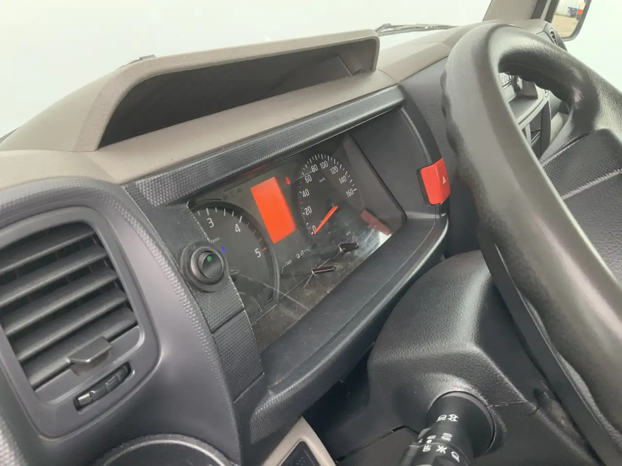 Самоскид вантажівка Nissan NT400 32.12 2.5 dCi 250 Kipper Trekhaak 2000 kg 3: фото 9