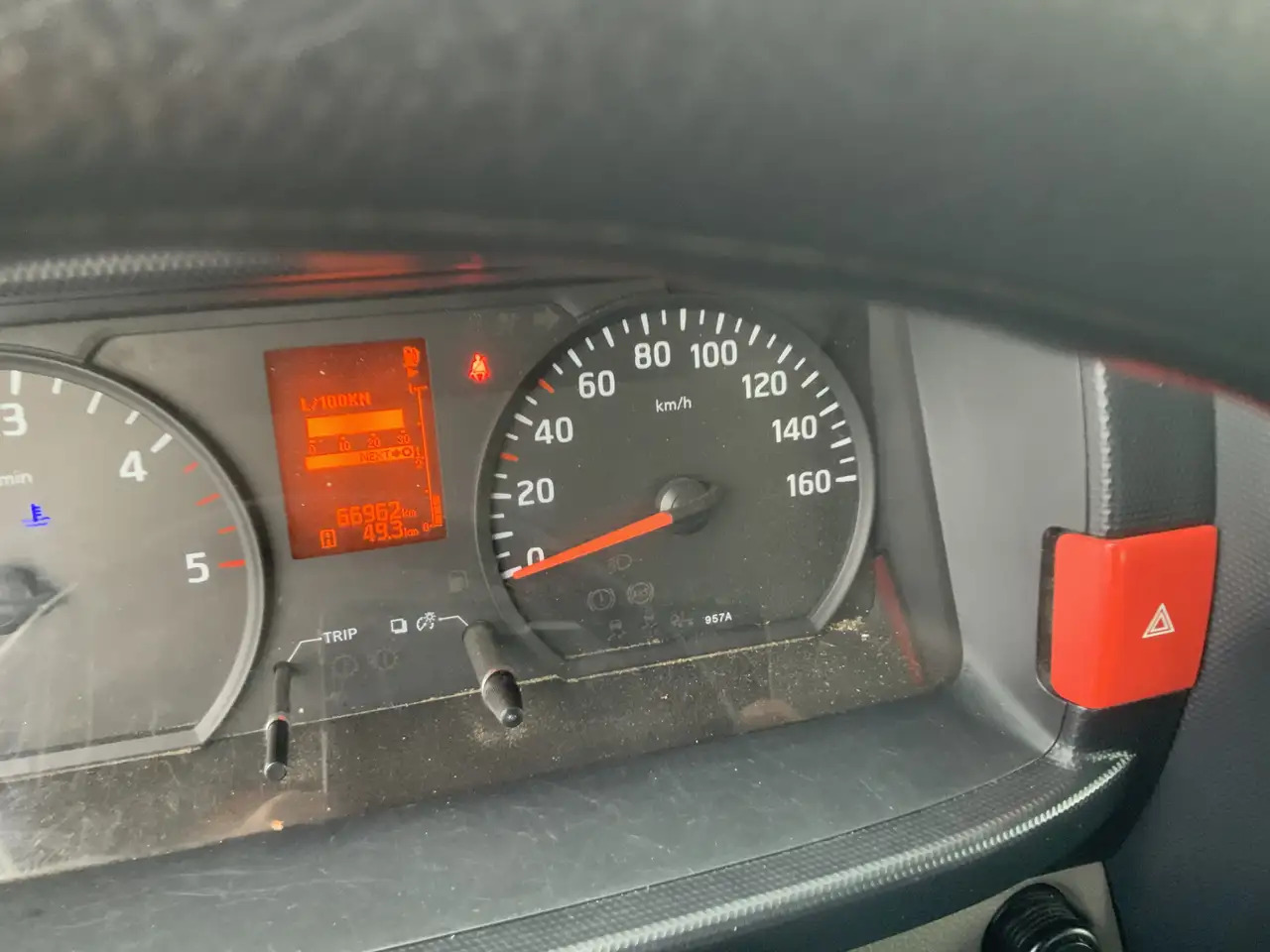 Самоскид вантажівка Nissan NT400 32.12 2.5 dCi 250 Kipper Trekhaak 2000 kg 3: фото 17