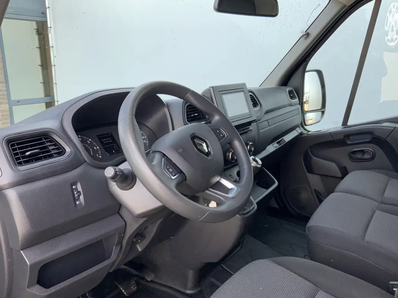 Renault Master T35 2.3 dCi 135 L2H2 Airco Cruise 3 Zits Camera Eu - Суцільнометалевий фургон: фото 5 Renault Master T35 2.3 dCi 135 L2H2 Airco Cruise 3 Zits Camera Eu - Суцільнометалевий фургон: фото 5