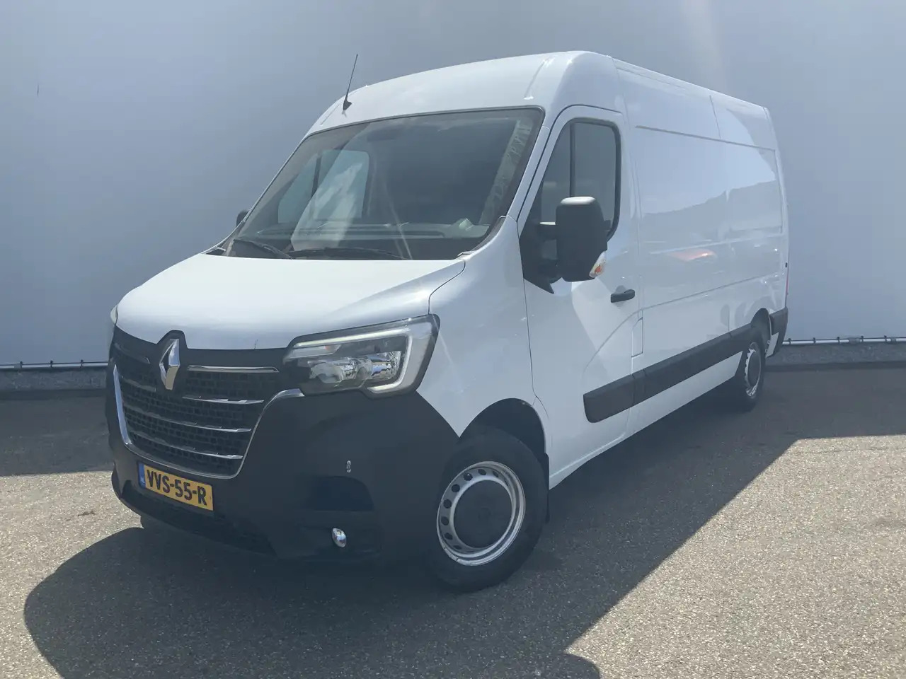 Renault Master T35 2.3 dCi 150 L2H2 Energy Work Edition Airco Cru - Суцільнометалевий фургон: фото 1 Renault Master T35 2.3 dCi 150 L2H2 Energy Work Edition Airco Cru - Суцільнометалевий фургон: фото 1
