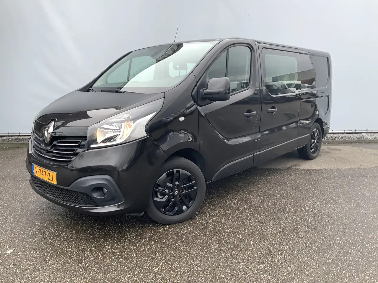 Renault Trafic 1.6 dCi T29 L2H1 Dub Cab 5 Zits Airco Cruise Navi - Вантажопасажирський фургон: фото 1 Renault Trafic 1.6 dCi T29 L2H1 Dub Cab 5 Zits Airco Cruise Navi - Вантажопасажирський фургон: фото 1