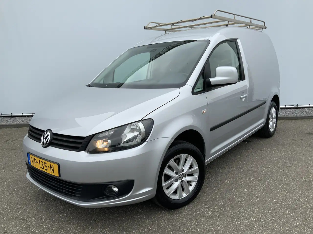 Volkswagen Caddy 1.6 TDI Airco Imperiaal Trekhaak 1400 kg navi Crui - Легковий фургон: фото 1 Volkswagen Caddy 1.6 TDI Airco Imperiaal Trekhaak 1400 kg navi Crui - Легковий фургон: фото 1