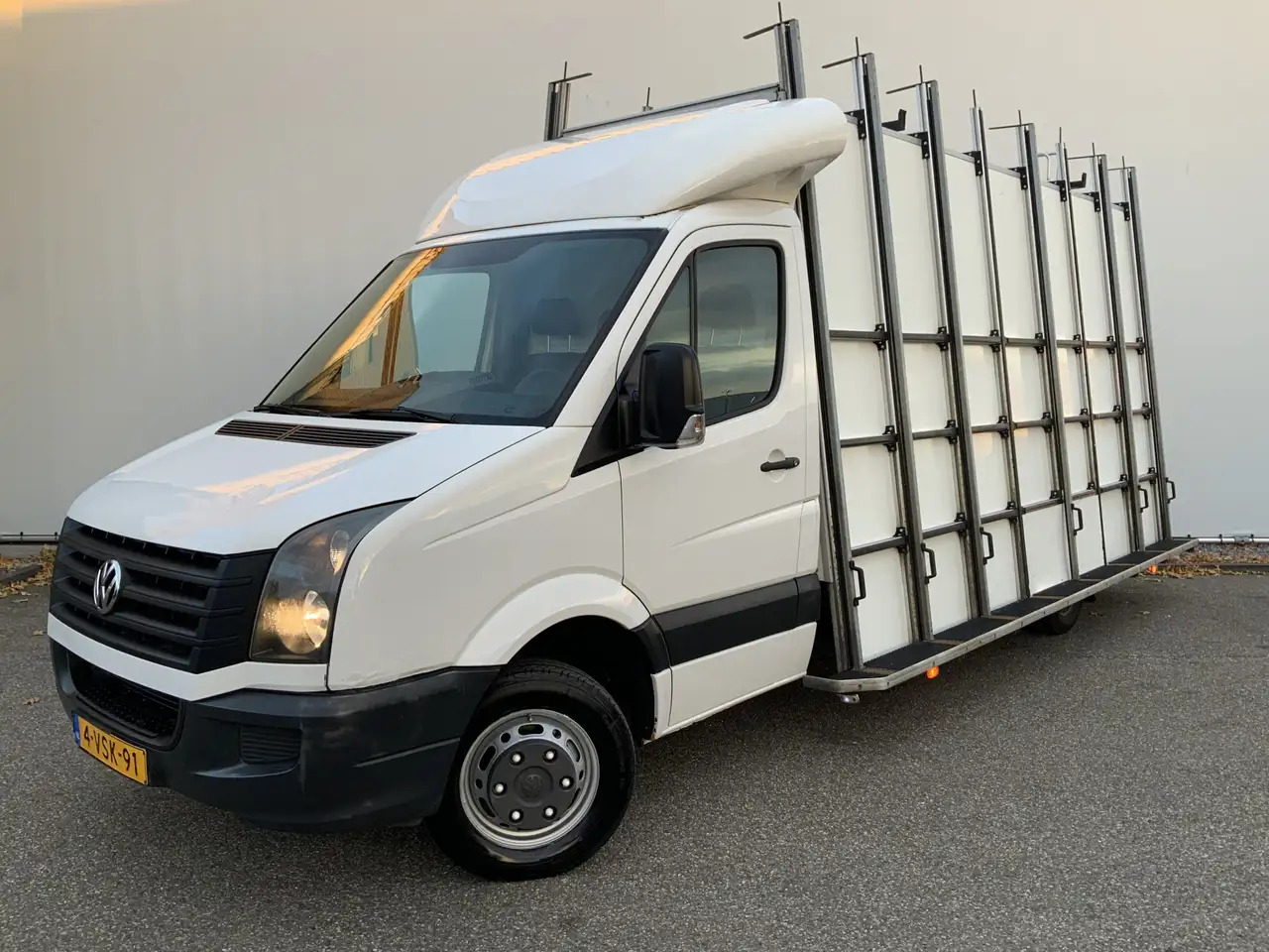 Volkswagen Crafter 35 2.0 TDI L3H1 Glasresteel Airco Cruise 3 Zits UI - Фургон з закритим кузовом, Комунальна/ Спеціальна техніка: фото 1 Volkswagen Crafter 35 2.0 TDI L3H1 Glasresteel Airco Cruise 3 Zits UI - Фургон з закритим кузовом, Комунальна/ Спеціальна техніка: фото 1