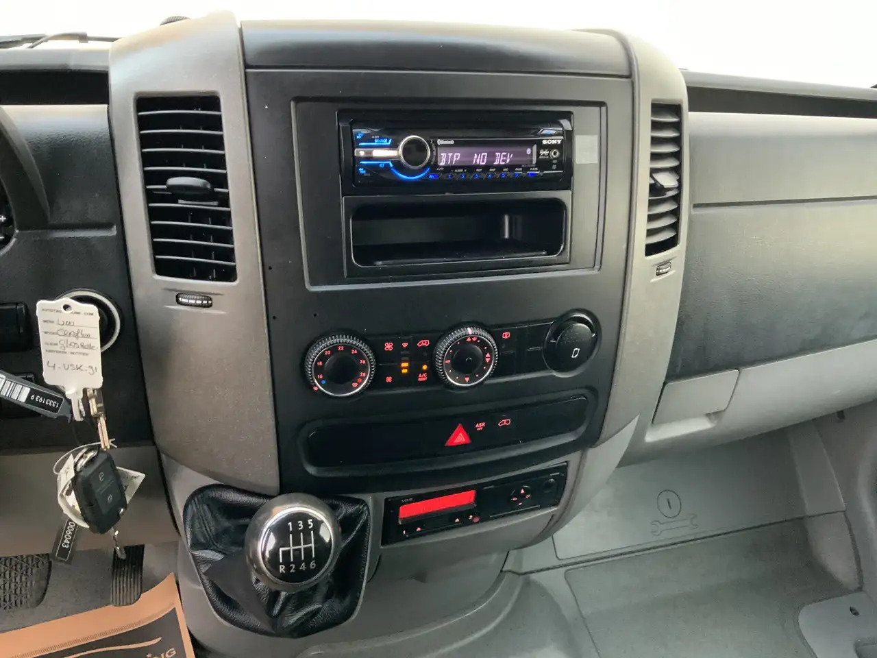 Volkswagen Crafter 35 2.0 TDI L3H1 Glasresteel Airco Cruise 3 Zits UI - Фургон з закритим кузовом, Комунальна/ Спеціальна техніка: фото 5 Volkswagen Crafter 35 2.0 TDI L3H1 Glasresteel Airco Cruise 3 Zits UI - Фургон з закритим кузовом, Комунальна/ Спеціальна техніка: фото 5