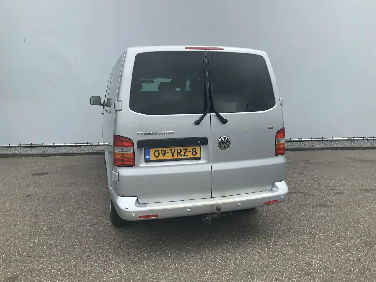 Volkswagen T5 Transporter 2.5 TDI 340 Automaat Trendline Dub Cab 5 Zits Leer - Вантажопасажирський фургон: фото 2 Volkswagen T5 Transporter 2.5 TDI 340 Automaat Trendline Dub Cab 5 Zits Leer - Вантажопасажирський фургон: фото 2