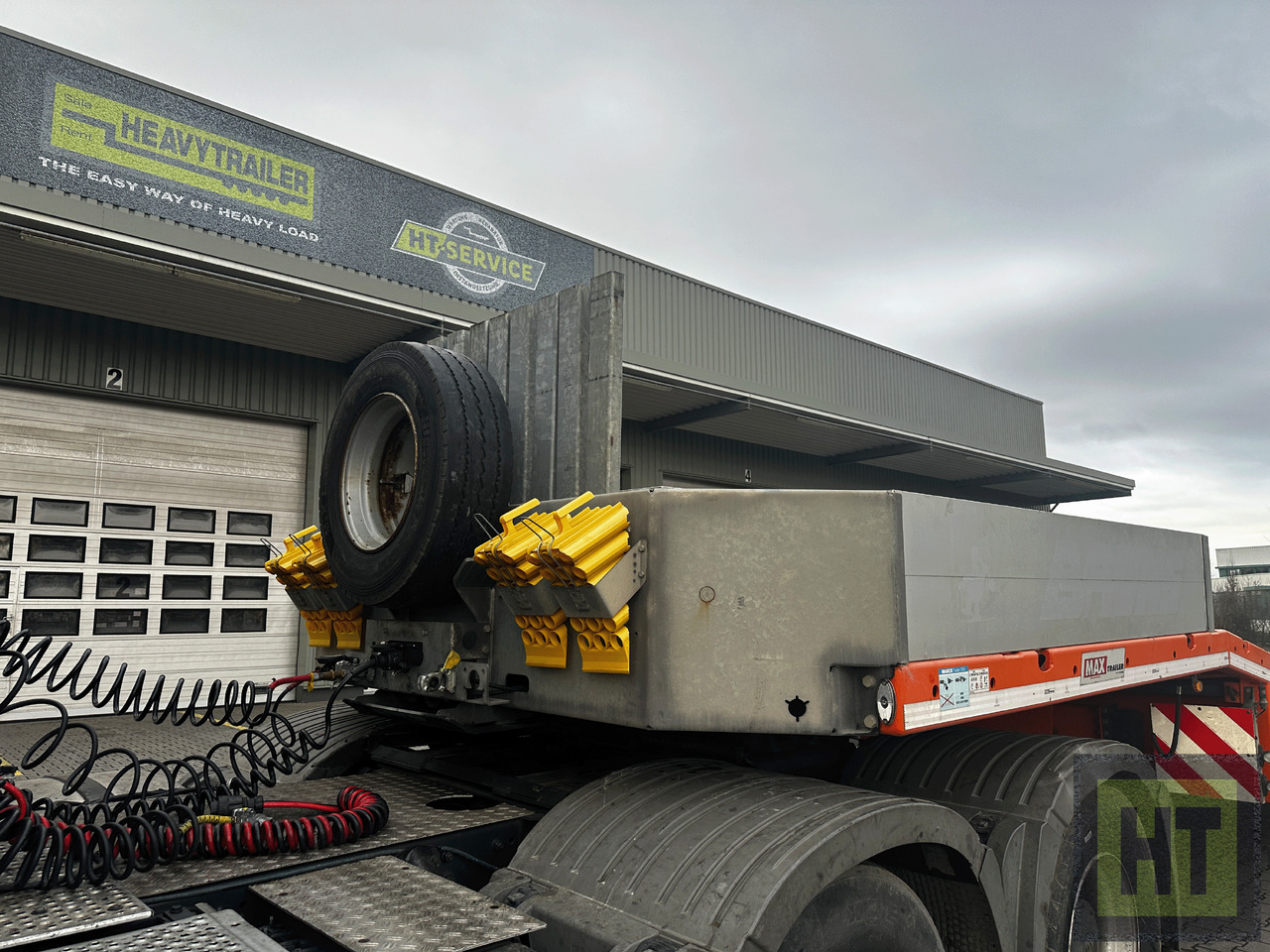 FAYMONVILLE MAX Trailer 3-Achs-Tele-Semi nachlaufgelenkt - Низькорамна платформа напівпричіп: фото 3 FAYMONVILLE MAX Trailer 3-Achs-Tele-Semi nachlaufgelenkt - Низькорамна платформа напівпричіп: фото 3