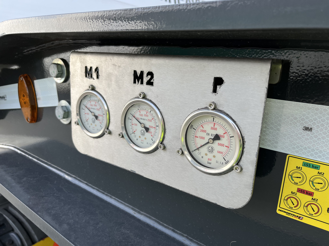 Faymonville 5-Achs-Tele-Semi mit Halbachsen "Twinaxle" und hydr. Rampen Auflieger - Низькорамна платформа напівпричіп: фото 4 Faymonville 5-Achs-Tele-Semi mit Halbachsen "Twinaxle" und hydr. Rampen Auflieger - Низькорамна платформа напівпричіп: фото 4