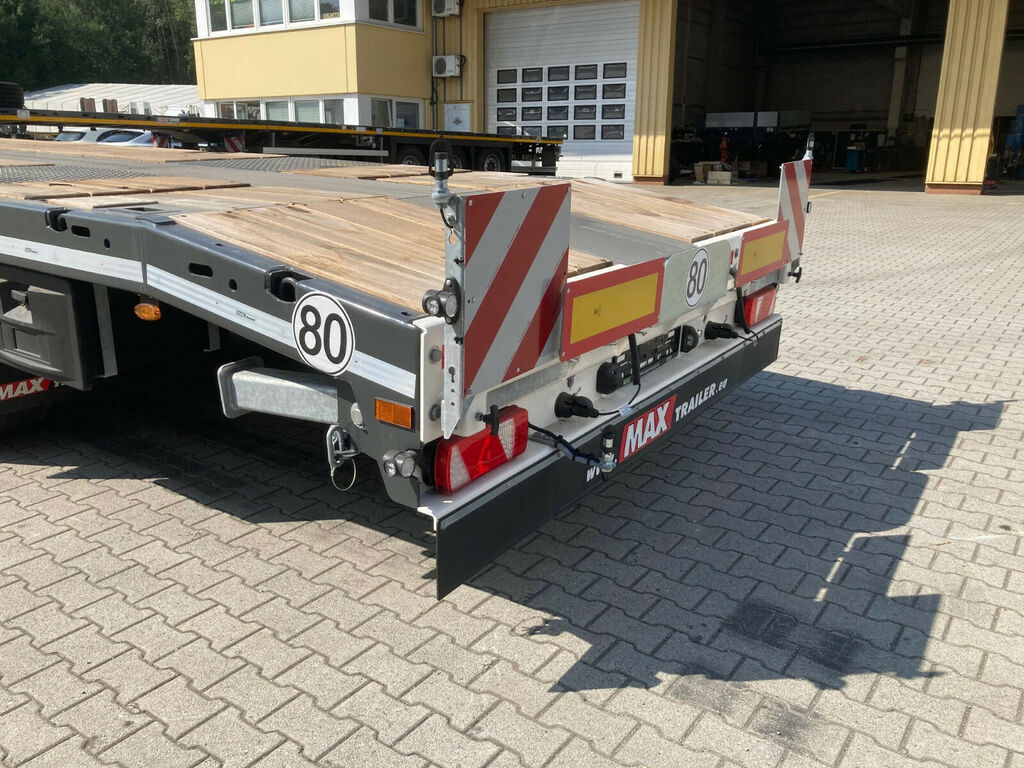 Faymonville MAX Trailer 3-Achs-Mega-Tele-Plateau-Auflieger - Низькорамна платформа напівпричіп: фото 3 Faymonville MAX Trailer 3-Achs-Mega-Tele-Plateau-Auflieger - Низькорамна платформа напівпричіп: фото 3