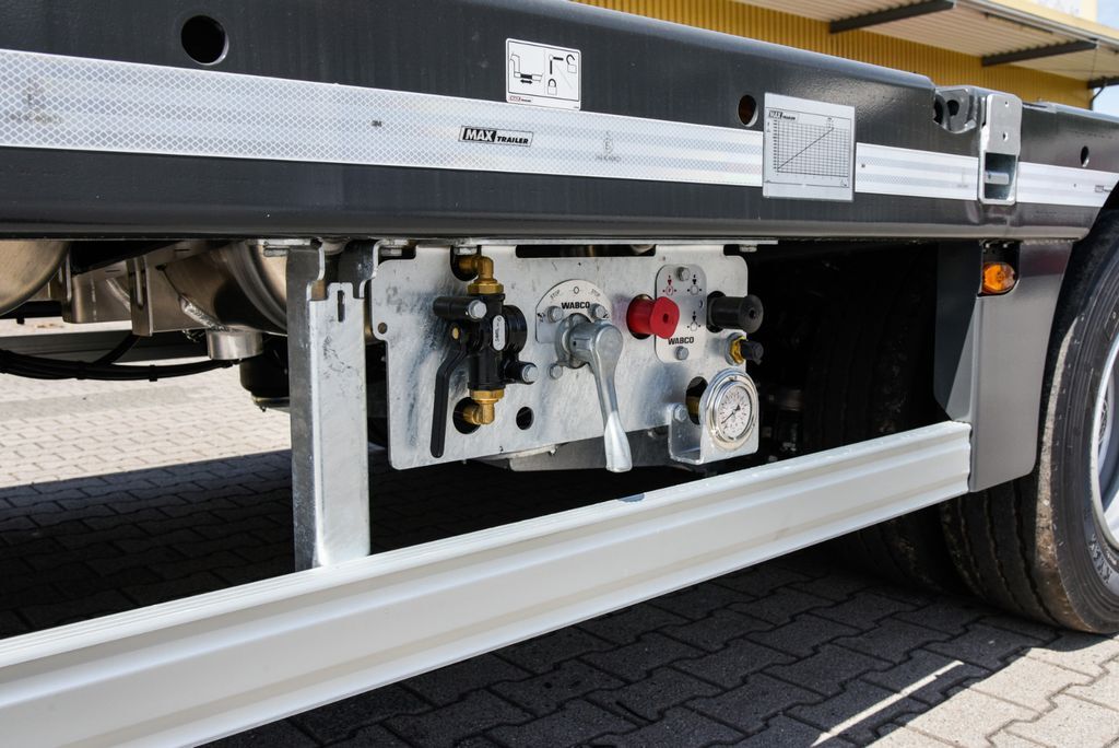 Faymonville MAX Trailer 3-Achs-Tele-Semi-zwangsgelenkt - Низькорамна платформа напівпричіп: фото 4 Faymonville MAX Trailer 3-Achs-Tele-Semi-zwangsgelenkt - Низькорамна платформа напівпричіп: фото 4