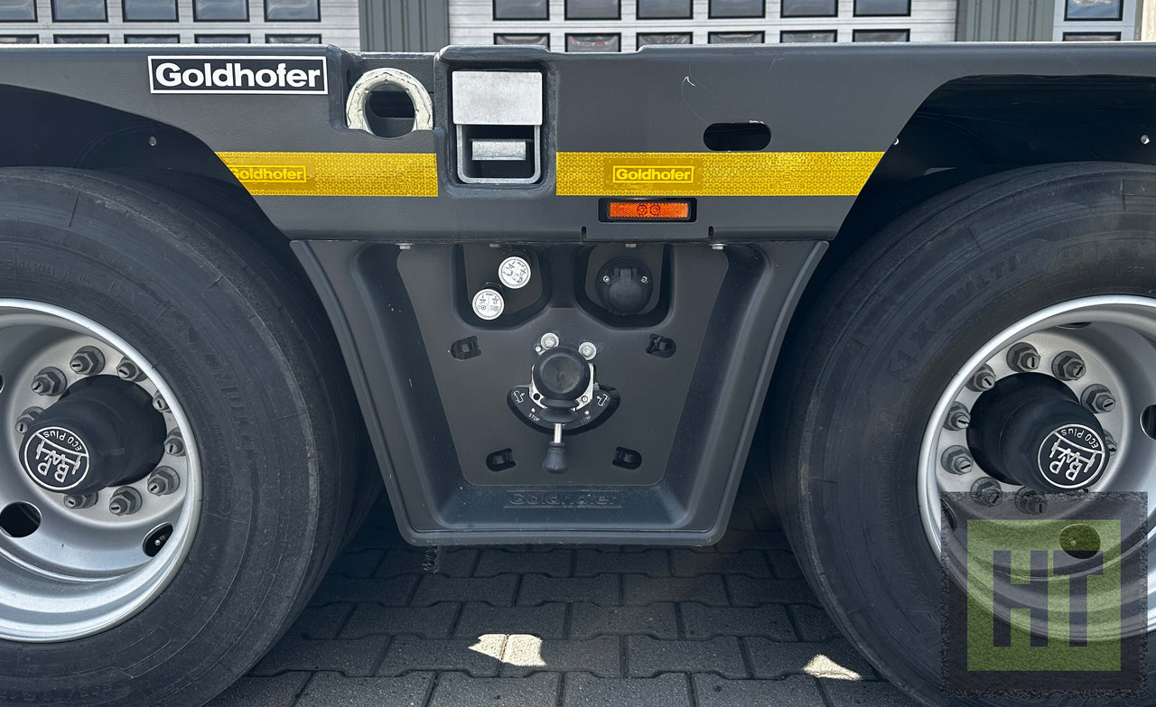 Goldhofer 4-Achs-Tele-Semi mit hydr. Doppelklapprampen - Низькорамна платформа напівпричіп: фото 5 Goldhofer 4-Achs-Tele-Semi mit hydr. Doppelklapprampen - Низькорамна платформа напівпричіп: фото 5