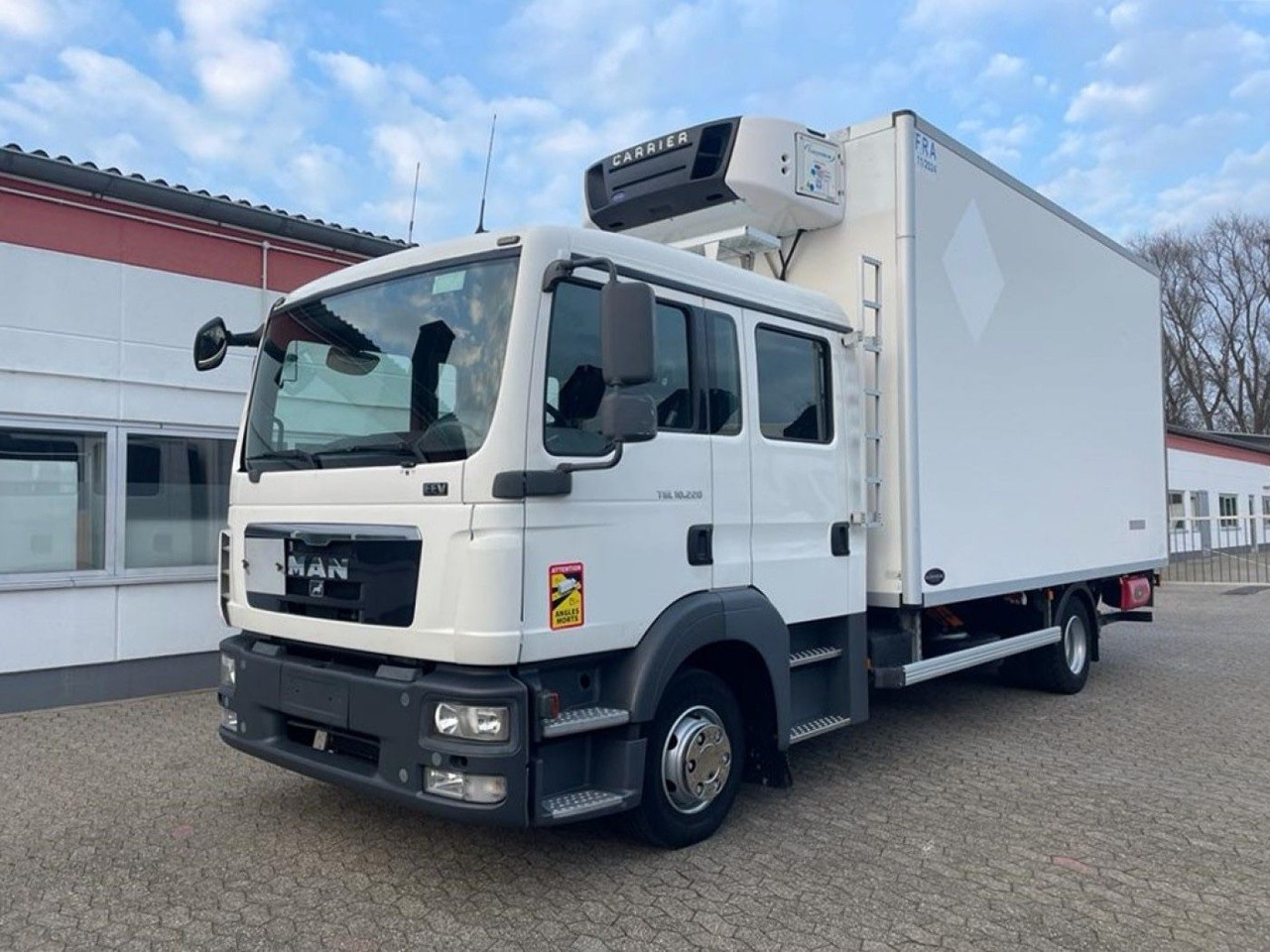 MAN TGL 10.220 Doka Tiefkühlkoffer LBW 1.5t - Рефрижератор вантажівка: фото 1 MAN TGL 10.220 Doka Tiefkühlkoffer LBW 1.5t - Рефрижератор вантажівка: фото 1