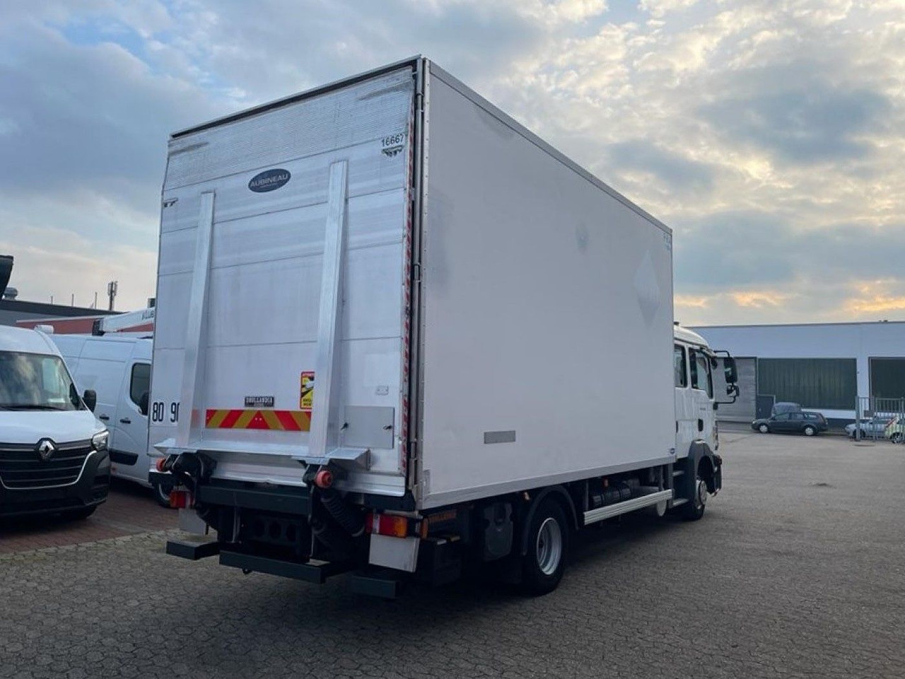 MAN TGL 10.220 Doka Tiefkühlkoffer LBW 1.5t - Рефрижератор вантажівка: фото 4 MAN TGL 10.220 Doka Tiefkühlkoffer LBW 1.5t - Рефрижератор вантажівка: фото 4