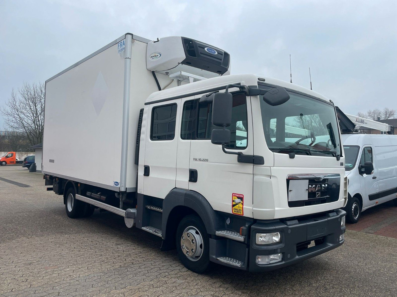 MAN TGL 10.220 EEV Doka Tiefkühlkoffer Ladebordwand - Вантажівка з закритим кузовом: фото 3 MAN TGL 10.220 EEV Doka Tiefkühlkoffer Ladebordwand - Вантажівка з закритим кузовом: фото 3