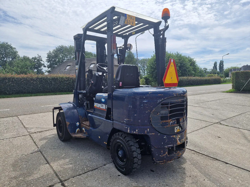 Caterpillar DP25K met breed vorkenbord - Дизельний навантажувач: фото 3 Caterpillar DP25K met breed vorkenbord - Дизельний навантажувач: фото 3