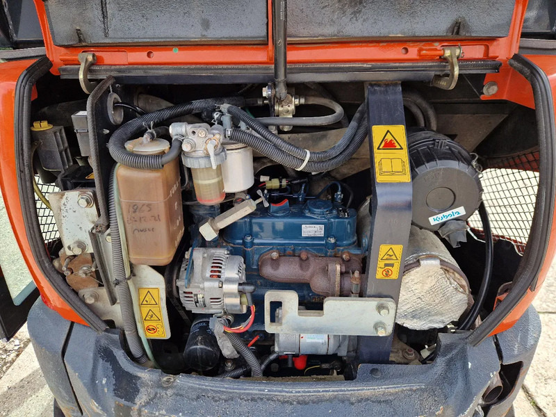 Kubota KX019-4 CW05 met 2 bakken - Міні-екскаватор: фото 5 Kubota KX019-4 CW05 met 2 bakken - Міні-екскаватор: фото 5