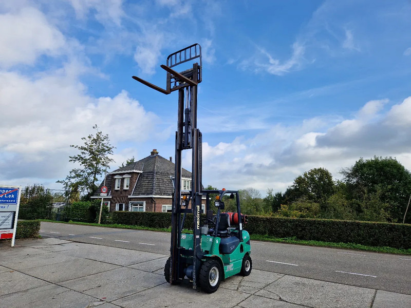 Maximal Nissan Zhejiang 2.5 ton LPG LOW HOURS - Газовий навантажувач: фото 1 Maximal Nissan Zhejiang 2.5 ton LPG LOW HOURS - Газовий навантажувач: фото 1