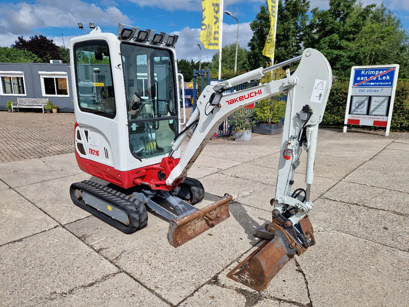 Takeuchi TB216 met 2089 uur - Міні-екскаватор: фото 2 Takeuchi TB216 met 2089 uur - Міні-екскаватор: фото 2