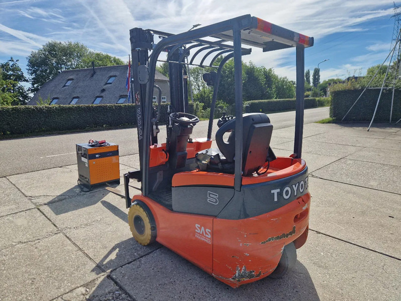 Toyota 1500 kg. elektrisch hefhoogte 5.00m. - Електронавантажувач: фото 4 Toyota 1500 kg. elektrisch hefhoogte 5.00m. - Електронавантажувач: фото 4