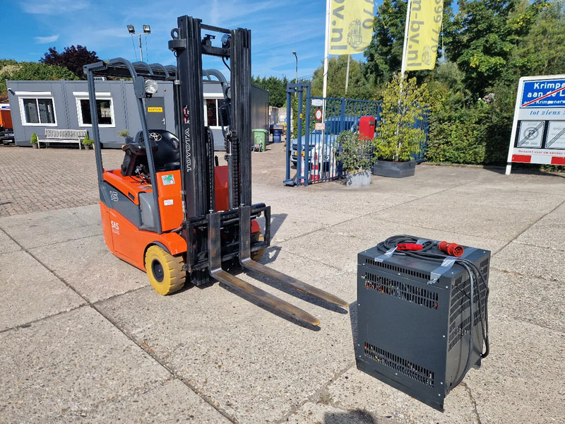 Toyota 1500 kg. elektrisch hefhoogte 5.00m. - Електронавантажувач: фото 3 Toyota 1500 kg. elektrisch hefhoogte 5.00m. - Електронавантажувач: фото 3