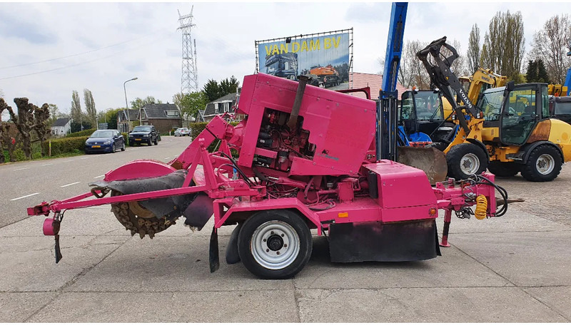 VERMEER SC1102 stobbenfrees/stronkenfrees op aanhanger - Подрібнювач пнів: фото 5 VERMEER SC1102 stobbenfrees/stronkenfrees op aanhanger - Подрібнювач пнів: фото 5