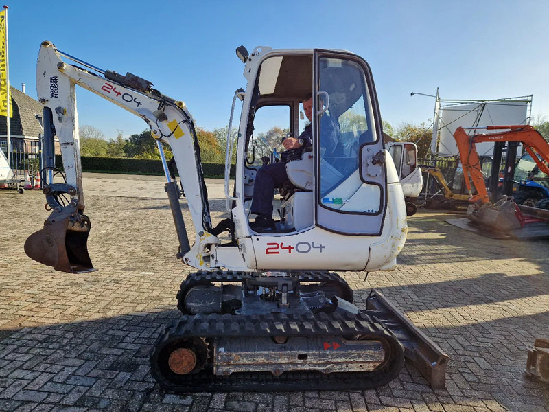 WACKER NEUSON 2404RD met nivelleersysteem, mountain proof - Міні-екскаватор: фото 4 WACKER NEUSON 2404RD met nivelleersysteem, mountain proof - Міні-екскаватор: фото 4