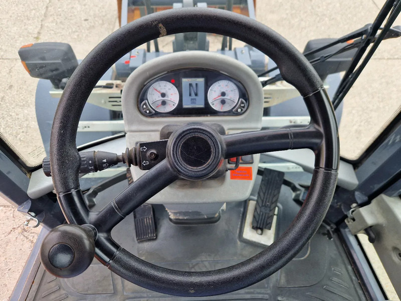 Колісний навантажувач Yanmar / Terex TL80 met NL kenteken very low hours!: фото 8 Колісний навантажувач Yanmar / Terex TL80 met NL kenteken very low hours!: фото 8