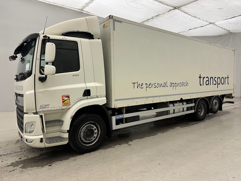 DAF CF 330 - 6x2 - Вантажівка з закритим кузовом: фото 1 DAF CF 330 - 6x2 - Вантажівка з закритим кузовом: фото 1