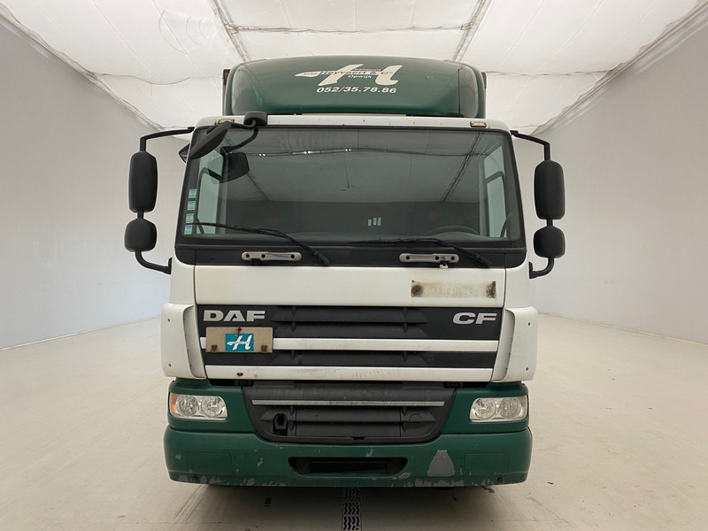 DAF CF75.250 - damaged engine* - Вантажівка з закритим кузовом: фото 2 DAF CF75.250 - damaged engine* - Вантажівка з закритим кузовом: фото 2