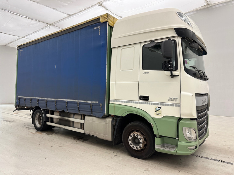 DAF XF 460 Super Space Cab - Тентована вантажівка: фото 3 DAF XF 460 Super Space Cab - Тентована вантажівка: фото 3