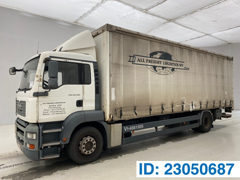 MAN TGA 18.320 - Тентована вантажівка: фото 1 MAN TGA 18.320 - Тентована вантажівка: фото 1
