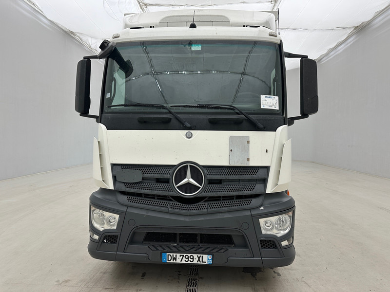 Mercedes-Benz Antos 1830 - Тентована вантажівка: фото 2 Mercedes-Benz Antos 1830 - Тентована вантажівка: фото 2