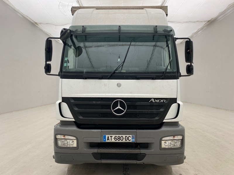 Mercedes-Benz Axor 1824* - Тентована вантажівка: фото 2 Mercedes-Benz Axor 1824* - Тентована вантажівка: фото 2